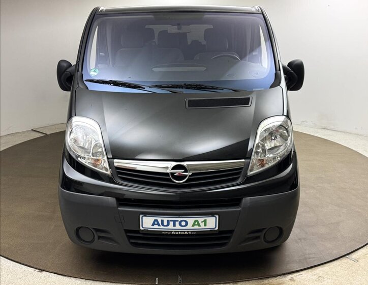 Opel Vivaro Kombi 2,5 l 107 kw