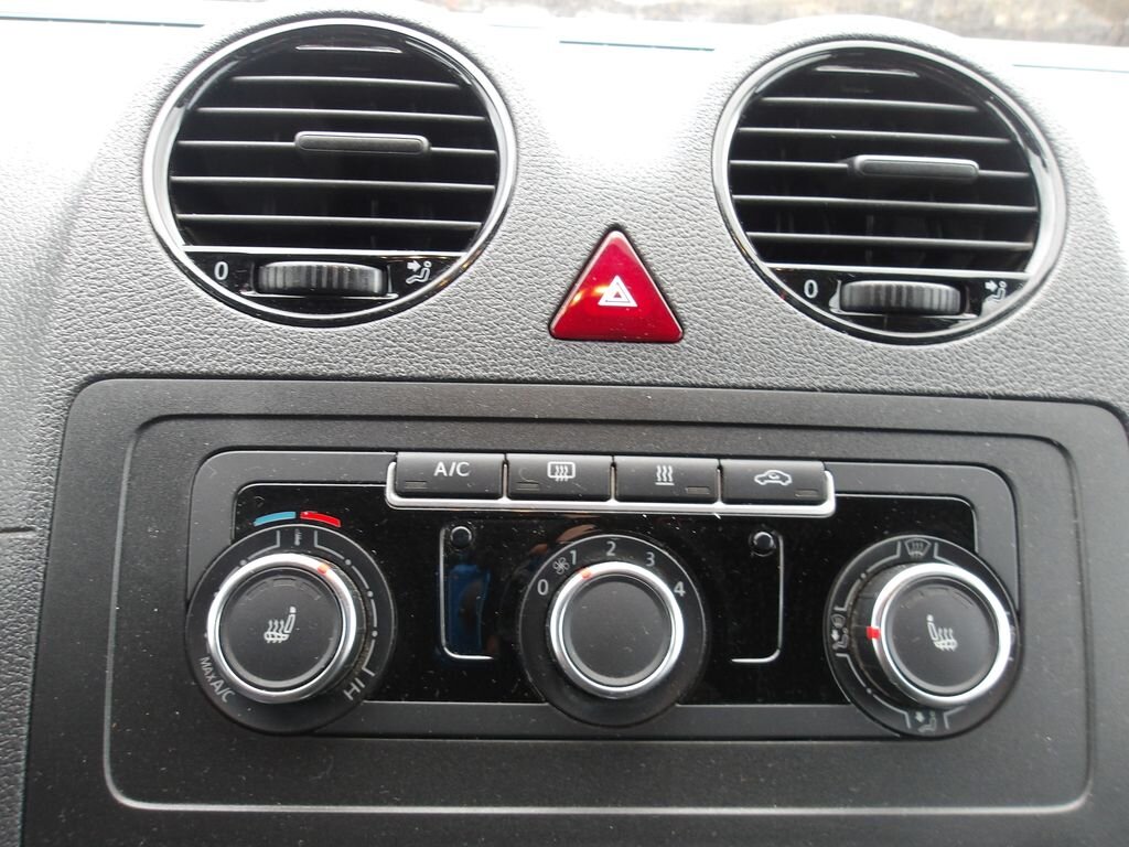 Volkswagen Caddy Kombi 1,6 l 75 kw