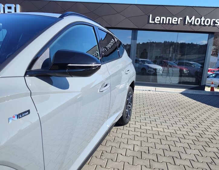 Hyundai Tucson SUV / Terénní 1,6 l 169 kw