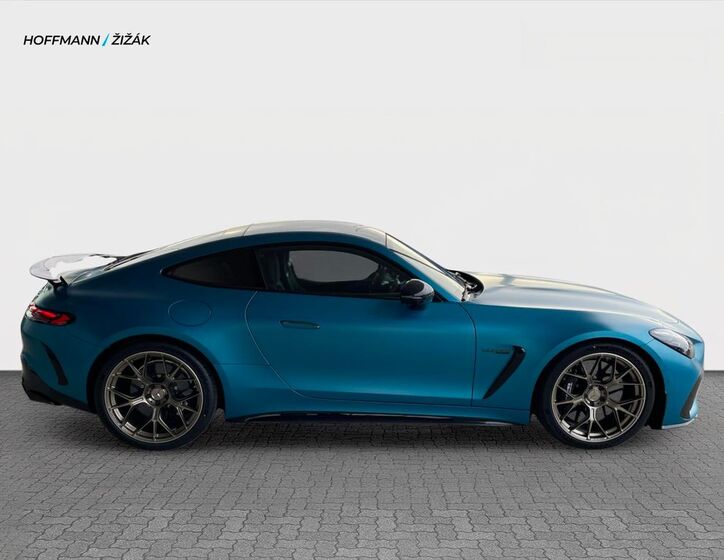 Mercedes-Benz AMG GT 4