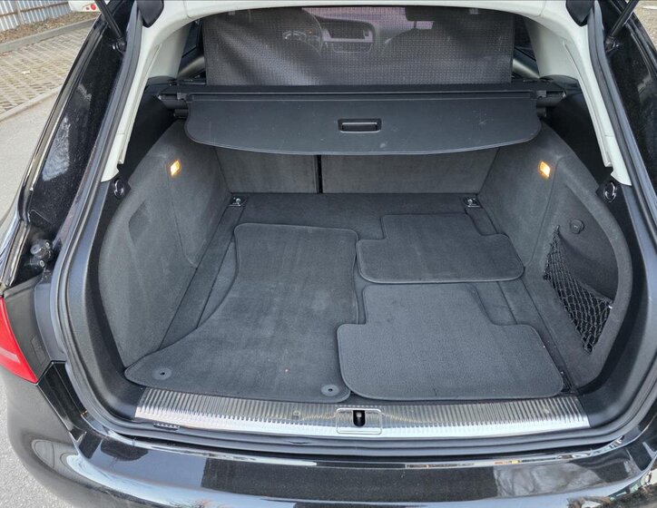 Audi A4 Kombi 2,0 l 88 kw