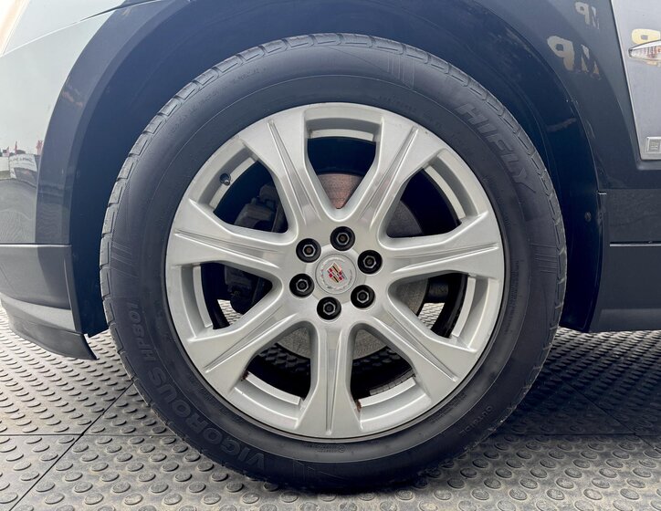 Cadillac SRX SUV 3,0 l 198 kw