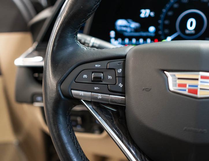 Cadillac Escalade 20