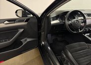 Volkswagen Passat 30