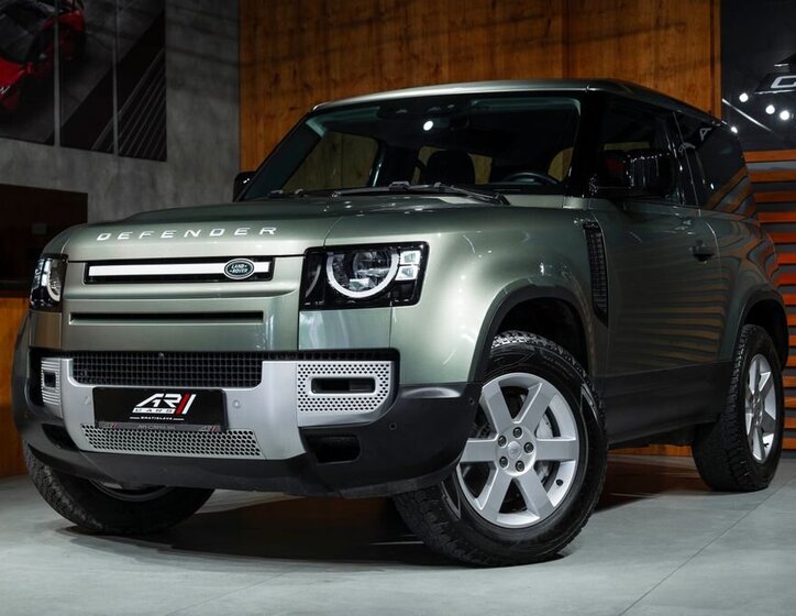 Land Rover Defender SUV / Terénní 3,0 l 294 kw