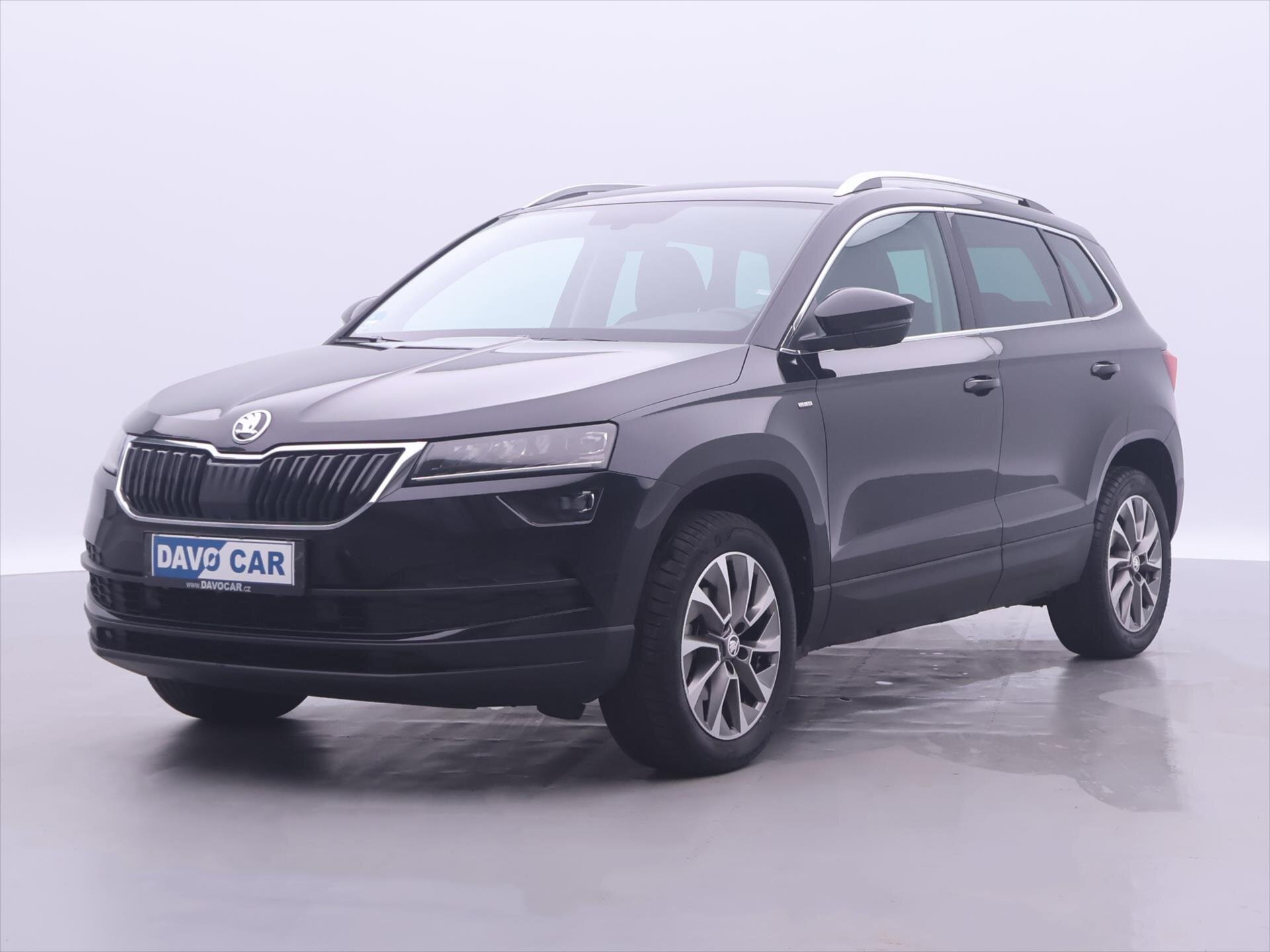 Škoda Karoq SUV 999,0 81 kw