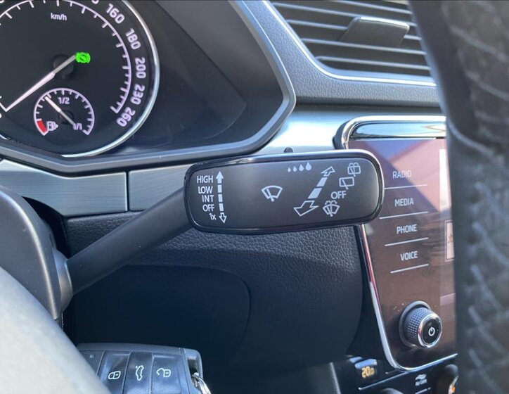 Škoda Superb Kombi 2,0 l 110 kw