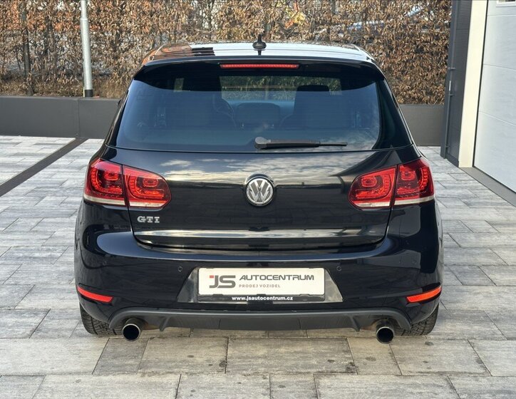 Volkswagen Golf Hatchback 2,0 l 155 kw