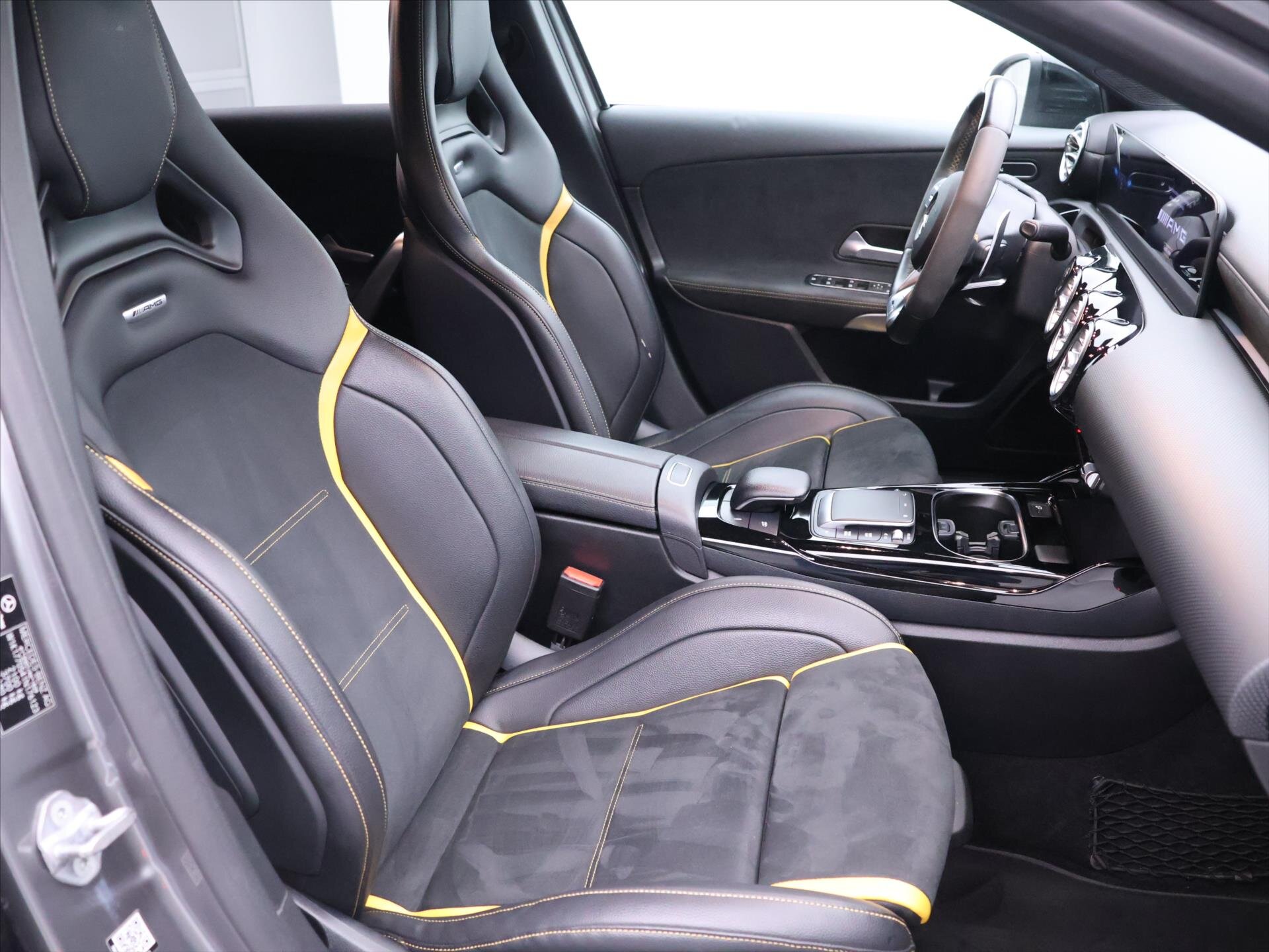 Mercedes-Benz Třídy A Hatchback 2,0 l 310 kw