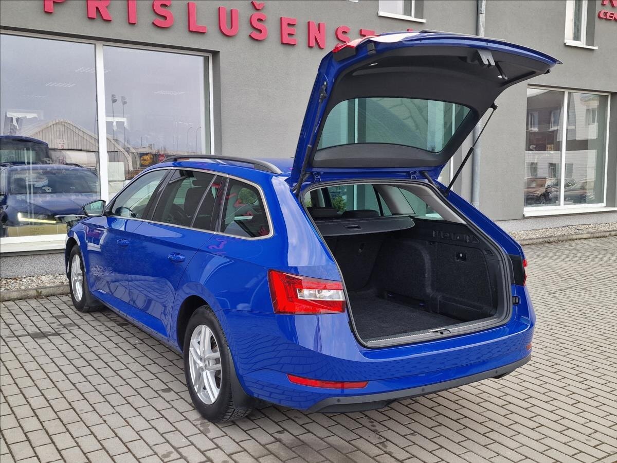 Škoda Superb Kombi 2,0 l 110 kw