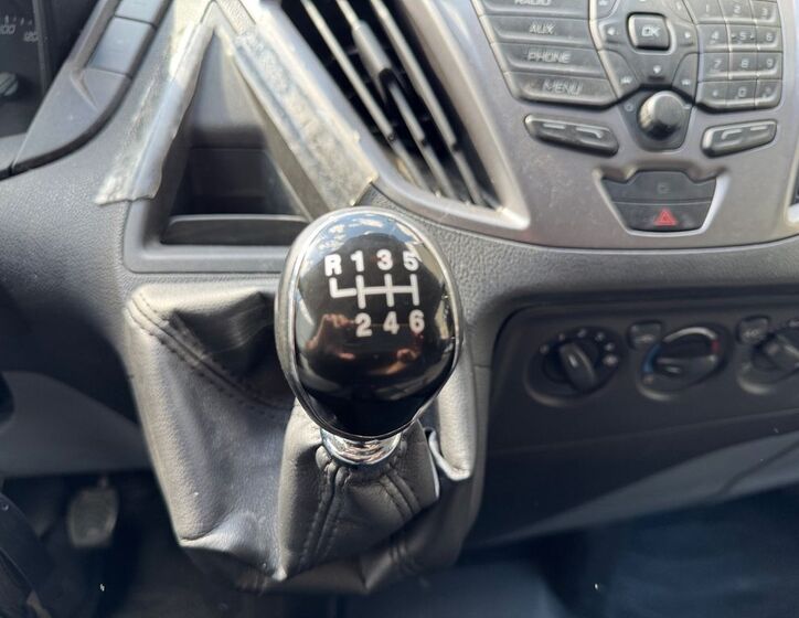 Ford Transit Custom 14
