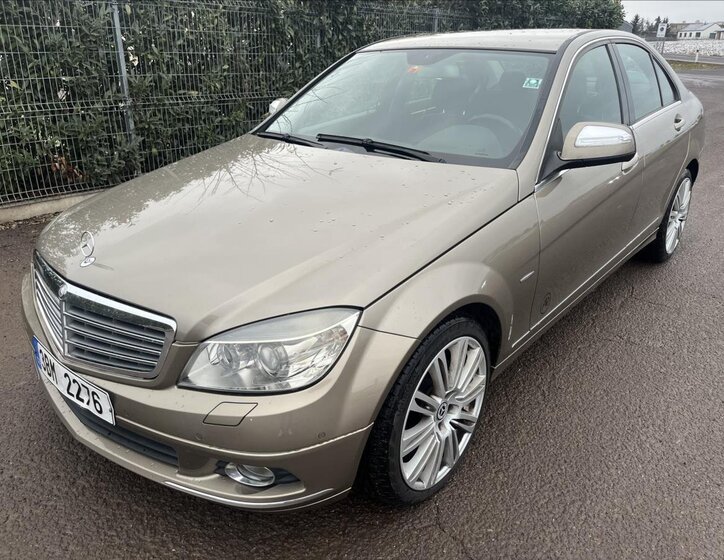 Mercedes-Benz Třídy C Sedan / Limuzína 3,0 l 170 kw