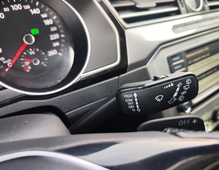 Volkswagen Passat Kombi 2,0 l 176 kw