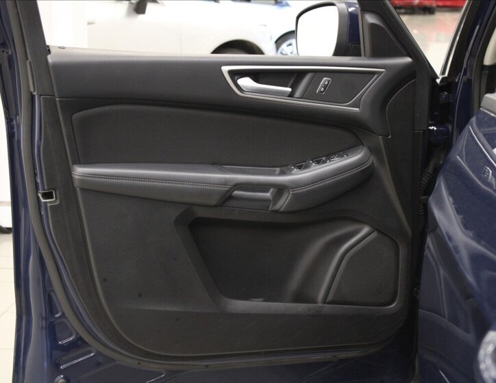 Ford S-MAX MPV 1,5 l 121 kw