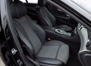 Mercedes-Benz Třídy E 17