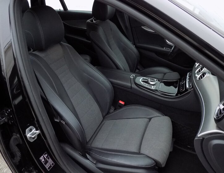 Mercedes-Benz Třídy E 17