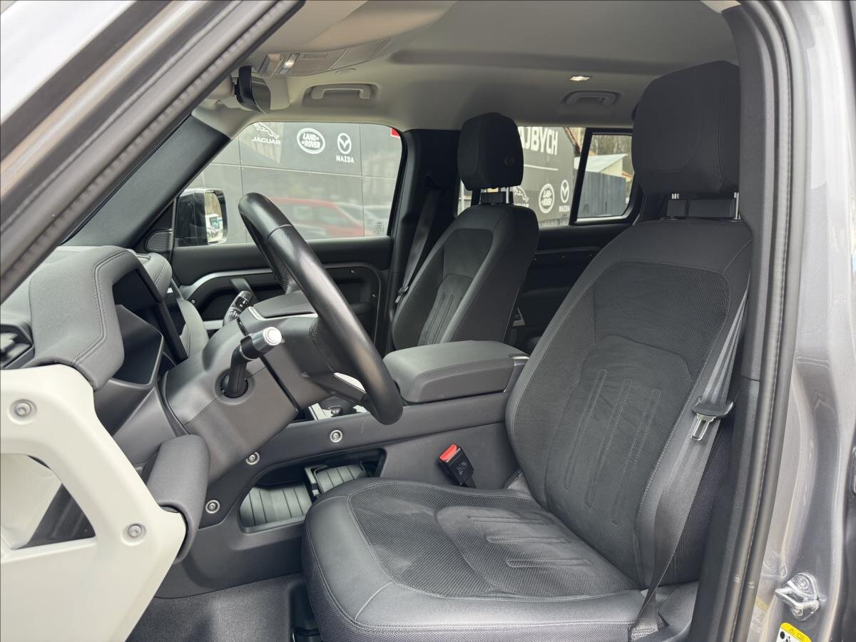 Land Rover Defender SUV 3,0 l 221 kw