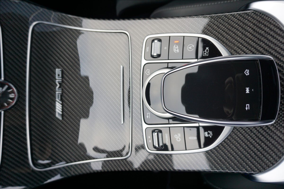 Mercedes-Benz Třídy C Sedan 4,0 l 375 kw