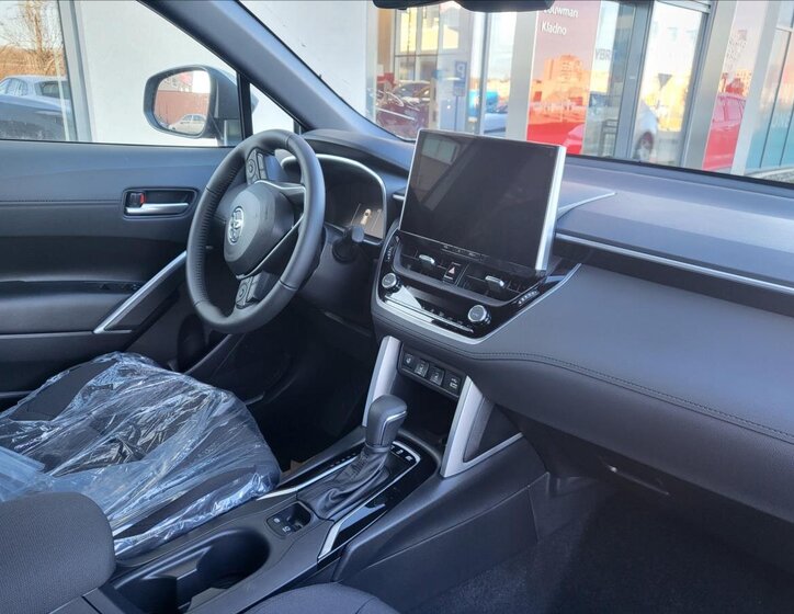 Toyota Corolla Cross SUV 2,0 l 146 kw