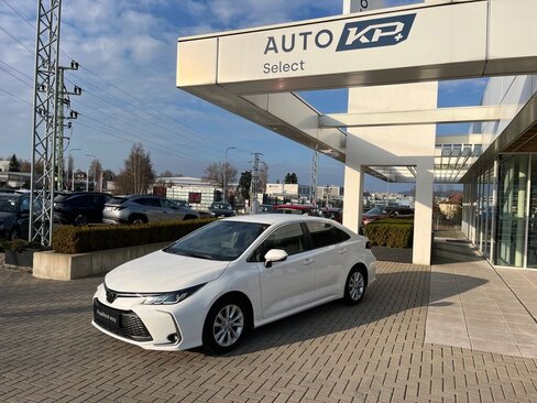 Toyota Corolla Sedan / Limuzína 1,5 l 92 kw