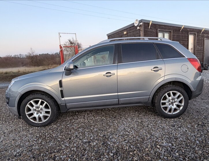 Opel Antara 8