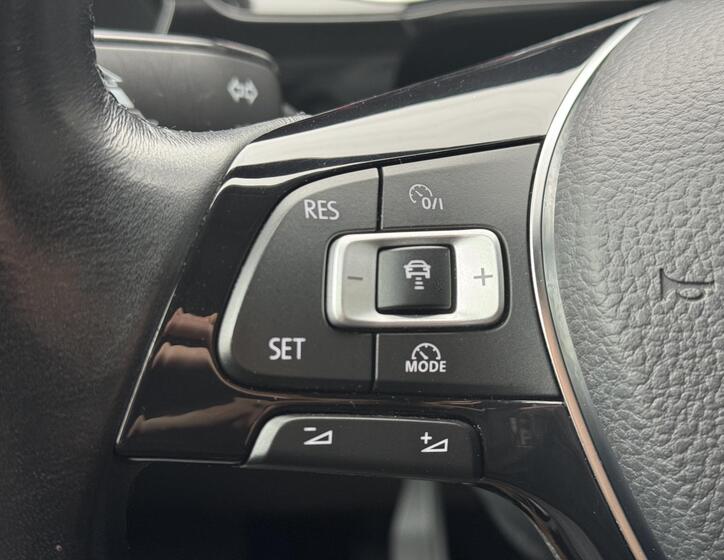 Volkswagen Touran 28