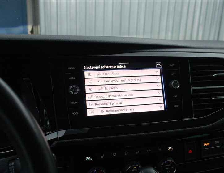 Volkswagen Multivan 15