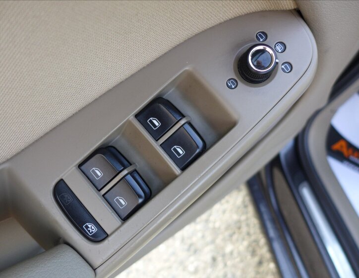 Audi A4 Kombi 2,0 l 105 kw