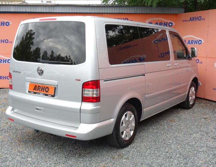 Volkswagen Multivan Kombi 2,5 l 128 kw