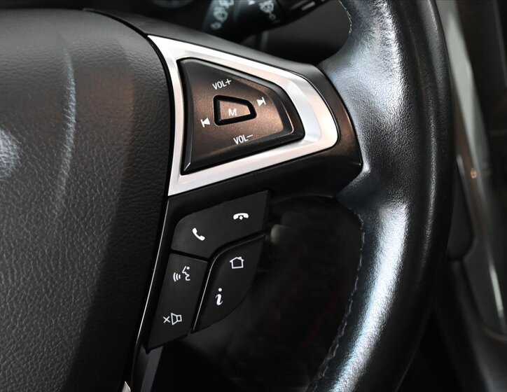 Ford Mondeo Kombi 2,0 l 110 kw