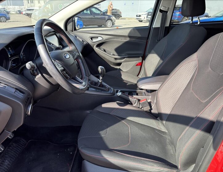 Ford Focus Hatchback 1,5 l 110 kw