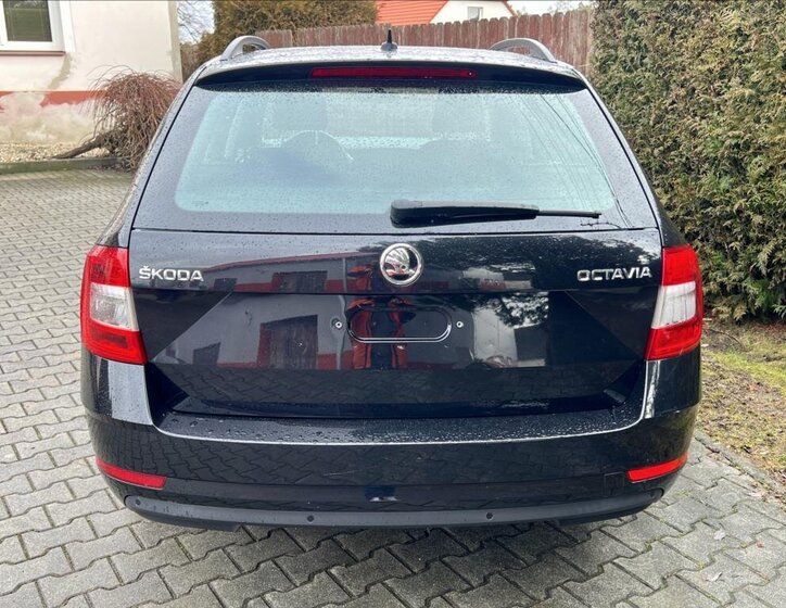 Škoda Octavia Kombi 2,0 l 110 kw