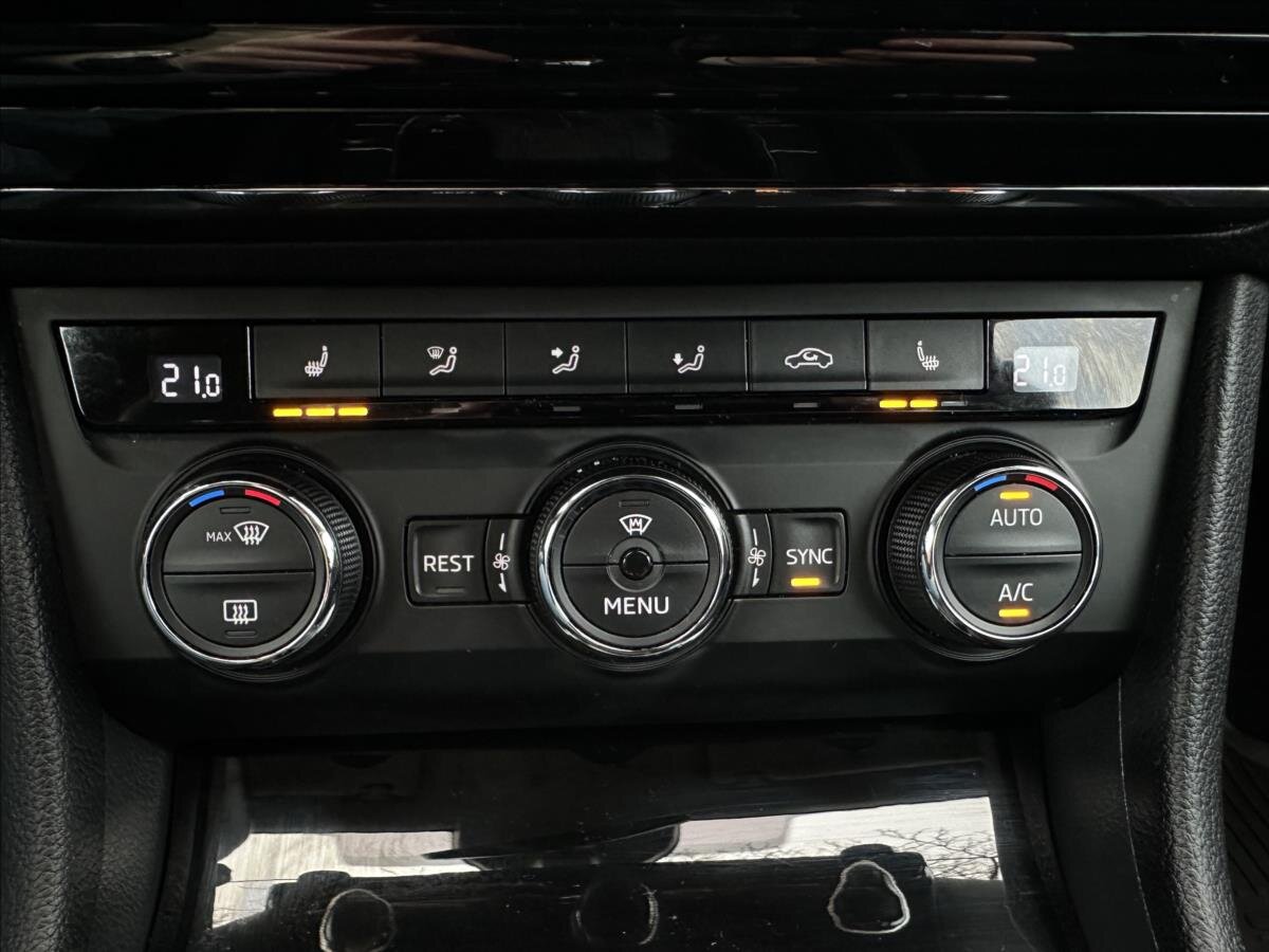 Škoda Superb Kombi 2,0 l 110 kw