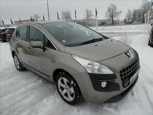 Peugeot 3008 SUV / Terénní 1,6 l 82 kw