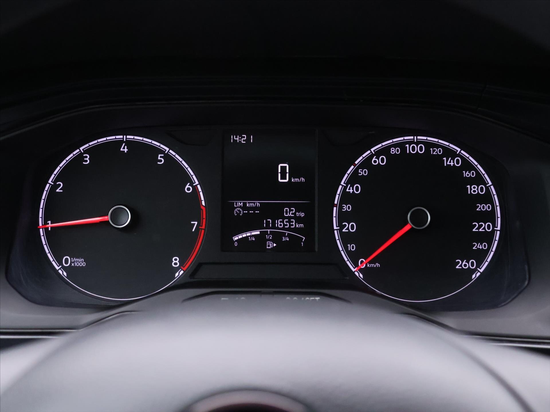 Volkswagen Polo Hatchback 999,0 48 kw