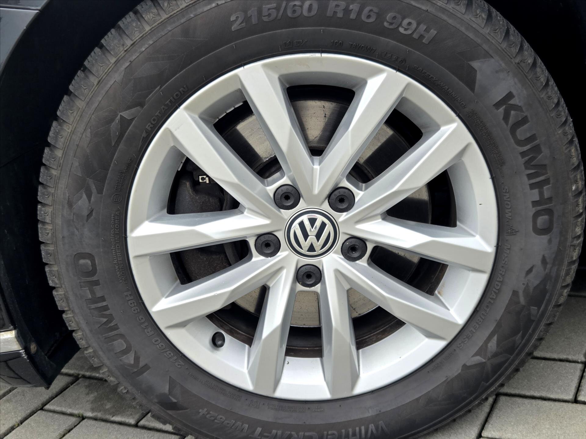 Volkswagen Passat Sedan / Limuzína 2,0 l 110 kw