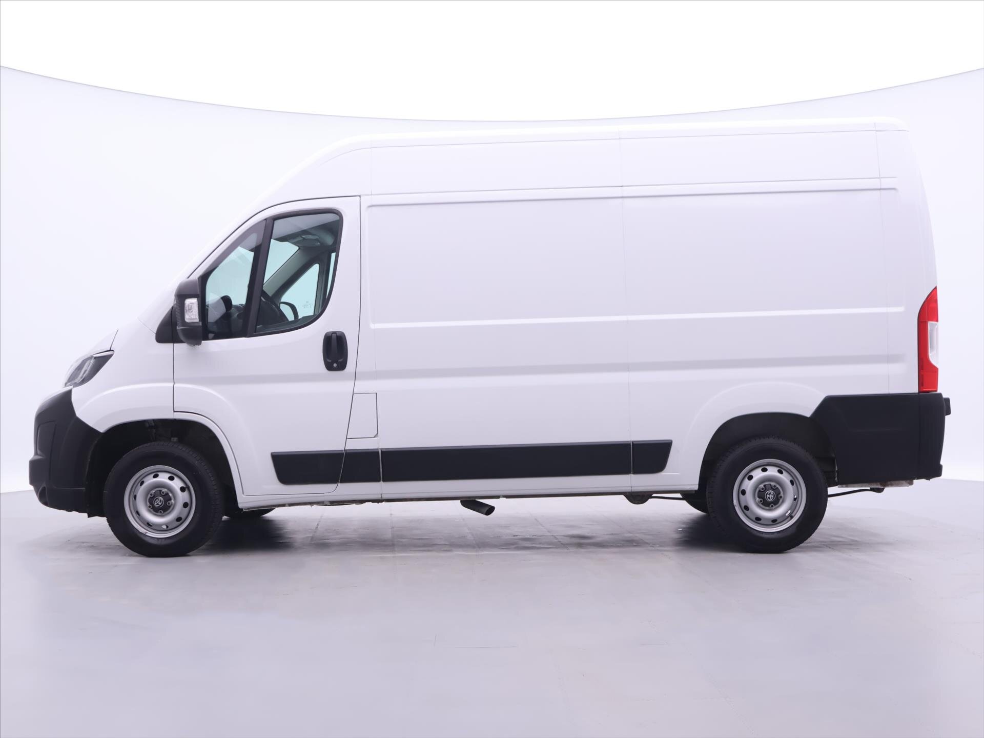 Toyota Proace Max Skříň 2,2 l 88 kw