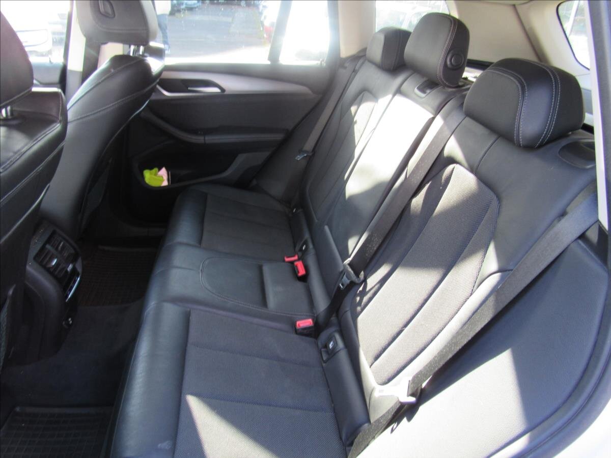 BMW X3 SUV 2,0 l 140 kw