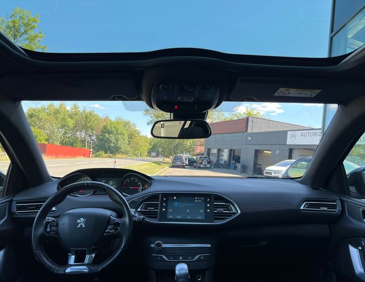 Peugeot 308 9