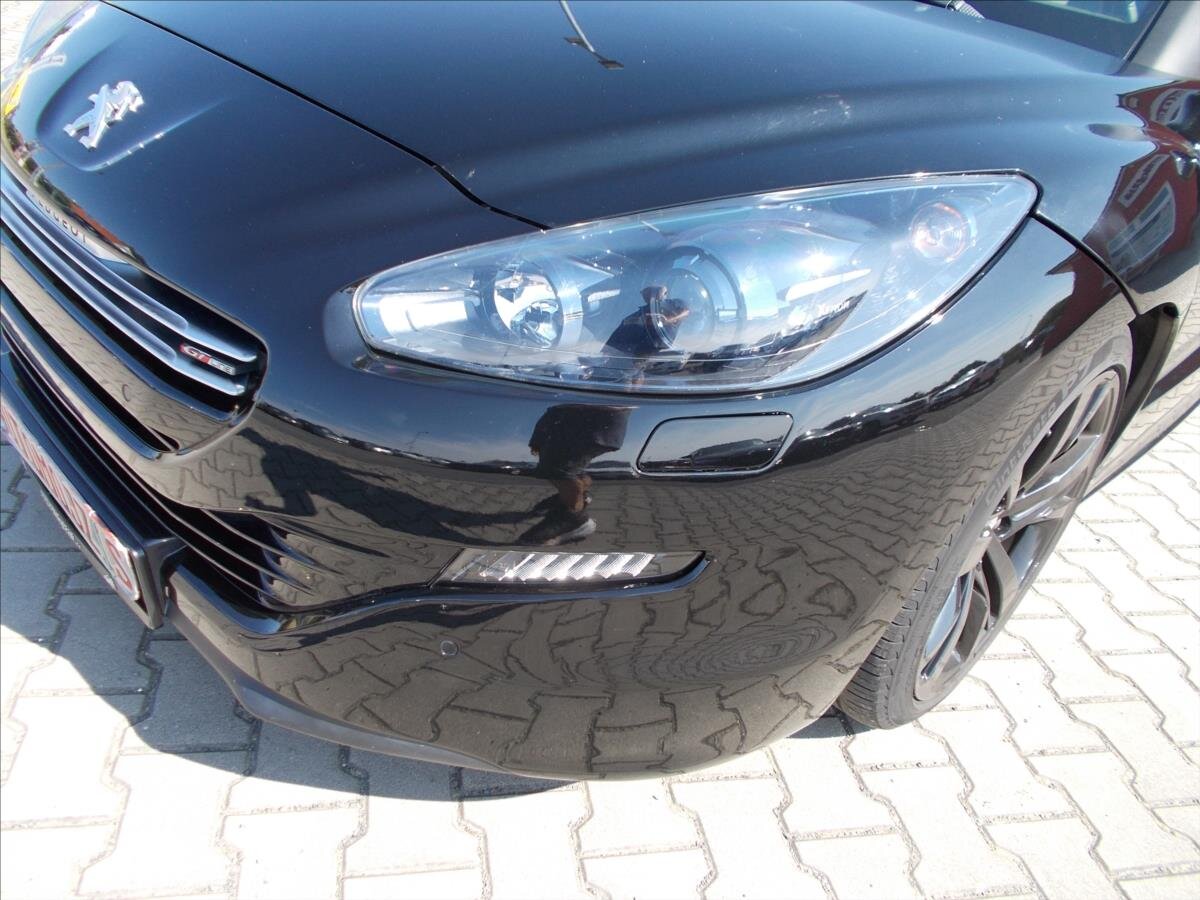 Peugeot RCZ Kupé 1,6 l 147 kw