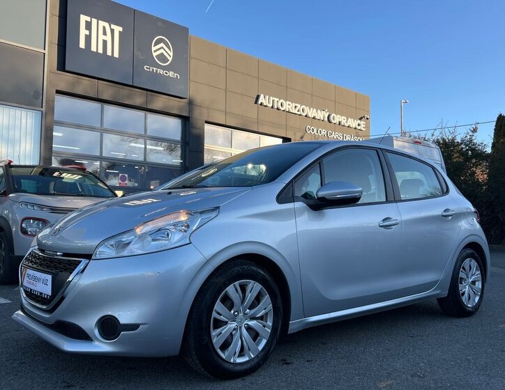 Peugeot 208 Hatchback 1,4 l 70 kw