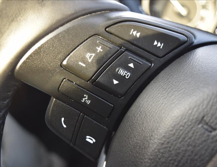 Mazda 6 Kombi 2,0 l 121 kw