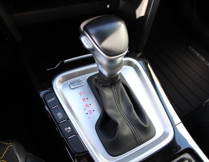 KIA XCeed Hatchback 1,6 l 100 kw