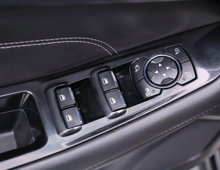 Ford S-MAX MPV 2,0 l 110 kw