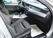 BMW Řada 5 Kombi 3,0 l 190 kw