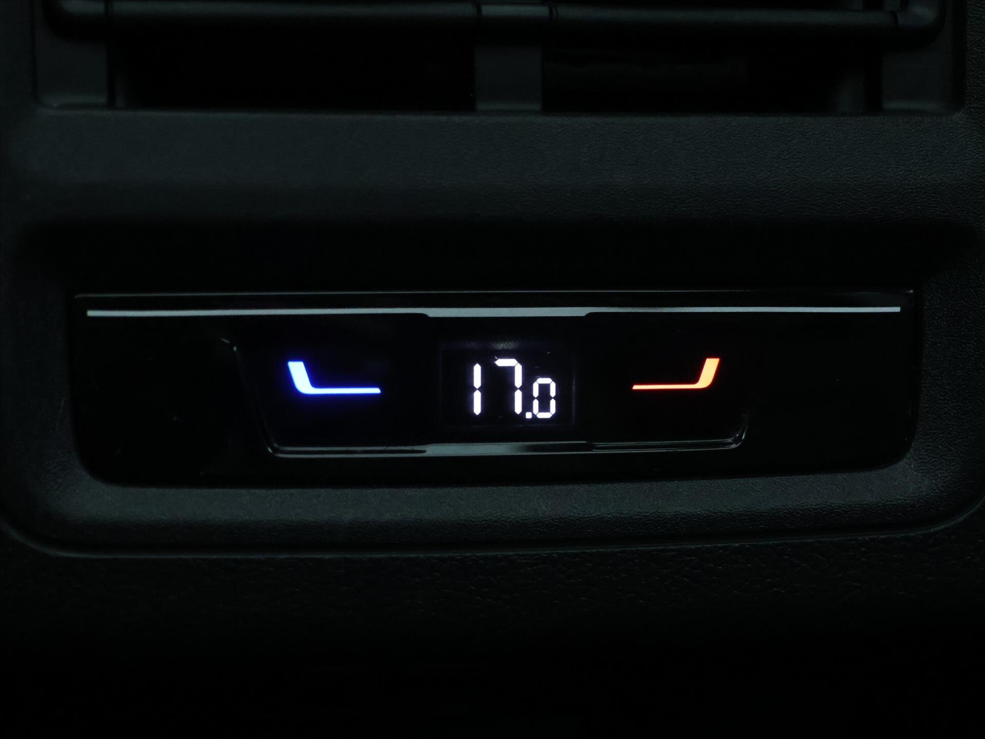 Volkswagen Golf Kombi 2,0 l 110 kw