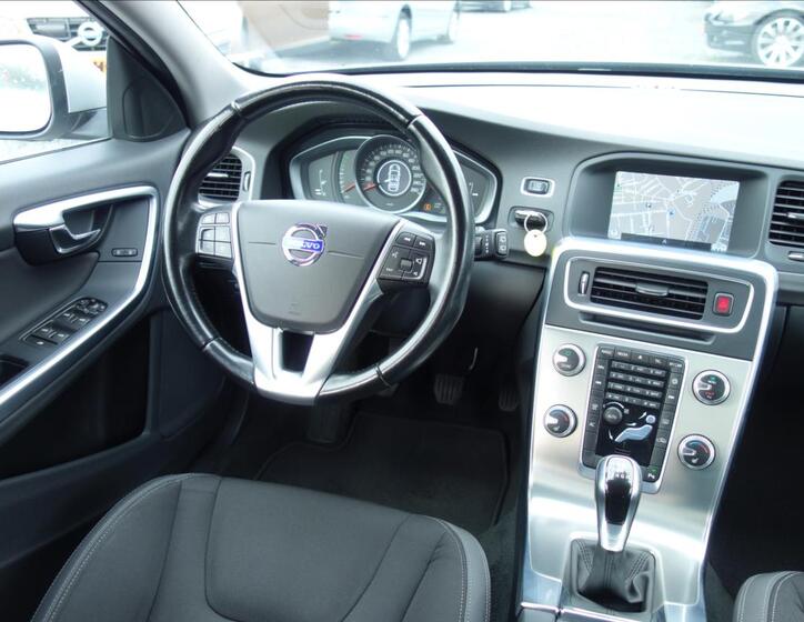 Volvo V60 18