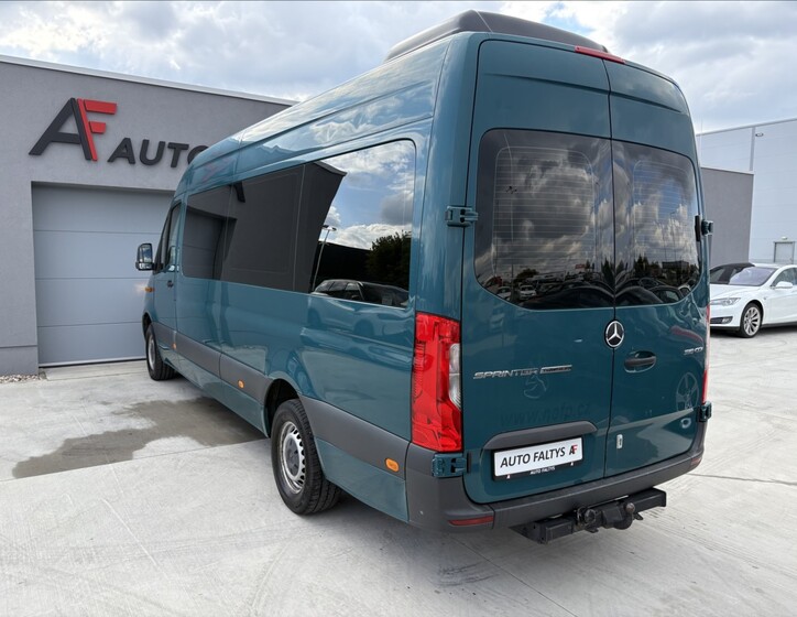 Mercedes-Benz Sprinter 5