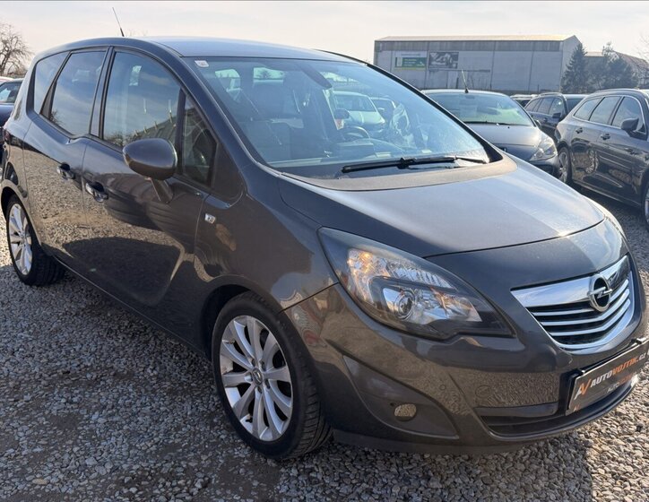 Opel Meriva Kombi 1,7 l 74 kw