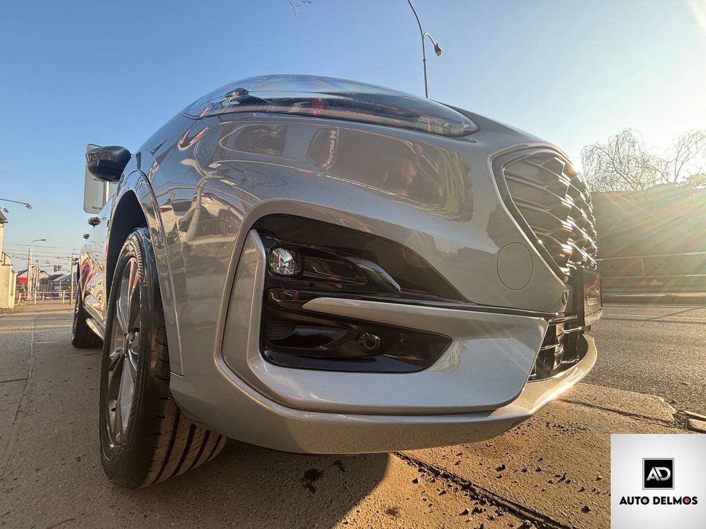 Ford Kuga SUV / Terénní 1,5 l 88 kw